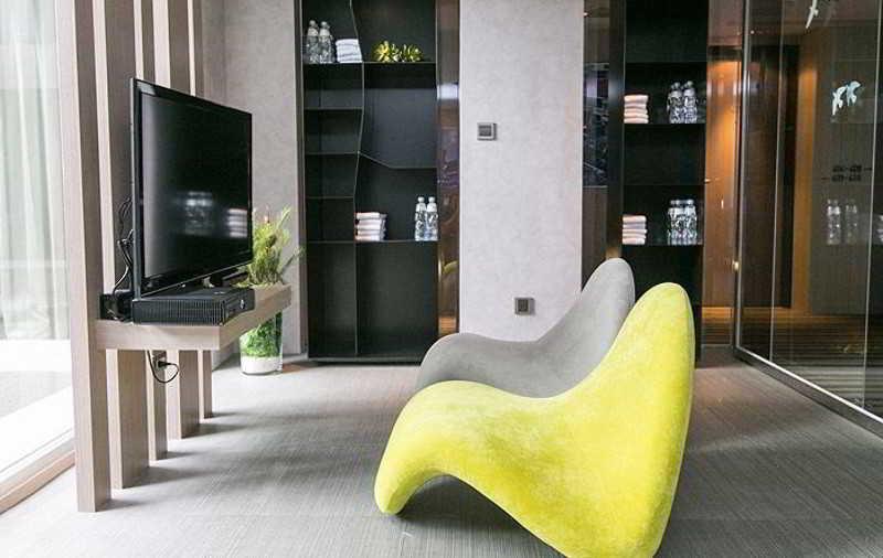 Hotelday Tajcshung Kültér fotó